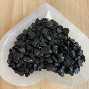 Natural Black Tourmaline Chips For Decorative And Showpiece