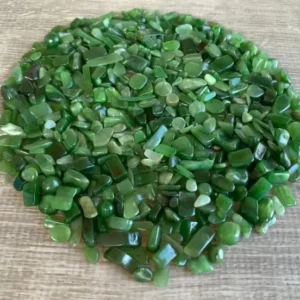 Natural Green Jade Chips Stone For Decorative And Showpiece