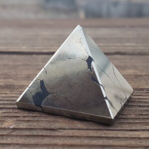Natural Pyrite Pyramid For  Reiki Healing Crystal Healing Vastu Positive Energy Money Home Décor
